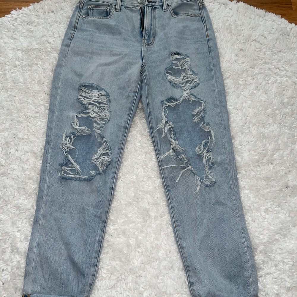 American Eagle Mom Jeans